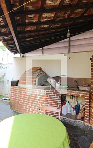 Casa à venda com 260m², 2 quartos e 2 vagasEspaço Gourmet