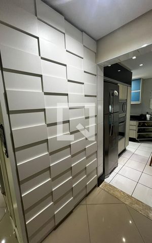 Apartamento à venda com 82m², 2 quartos e 2 vagas Apartamento à venda com 82m², 2 quartos e 2 vagasCozinha