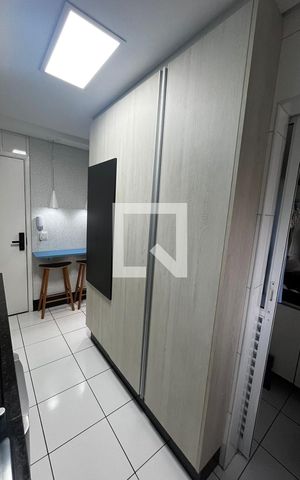 Apartamento à venda com 82m², 2 quartos e 2 vagas Apartamento à venda com 82m², 2 quartos e 2 vagasCozinha