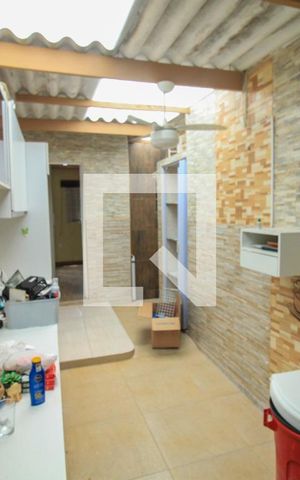 Casa à venda com 175m², 5 quartos e 2 vagasÁrea de Serviço