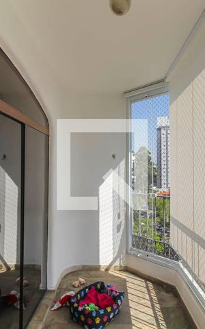 Apartamento à venda com 136m², 4 quartos e 2 vagas Apartamento à venda com 136m², 4 quartos e 2 vagasVaranda da Sala
