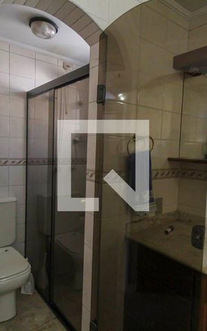 Apartamento à venda com 136m², 4 quartos e 2 vagas Apartamento à venda com 136m², 4 quartos e 2 vagasBanheiro da Suíte