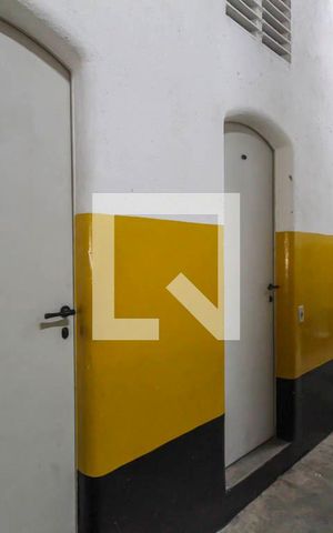 Apartamento à venda com 136m², 4 quartos e 2 vagas Apartamento à venda com 136m², 4 quartos e 2 vagasGalpão