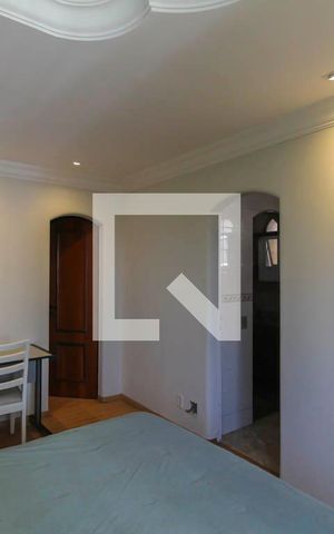 Apartamento à venda com 136m², 4 quartos e 2 vagas Apartamento à venda com 136m², 4 quartos e 2 vagasSuite