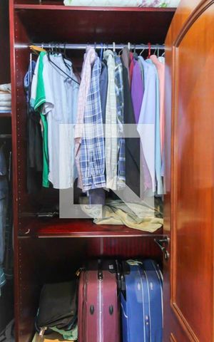 Apartamento à venda com 136m², 4 quartos e 2 vagas Apartamento à venda com 136m², 4 quartos e 2 vagasCloset da suíte