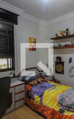 Apartamento à venda com 136m², 4 quartos e 2 vagas Apartamento à venda com 136m², 4 quartos e 2 vagasQuarto 1