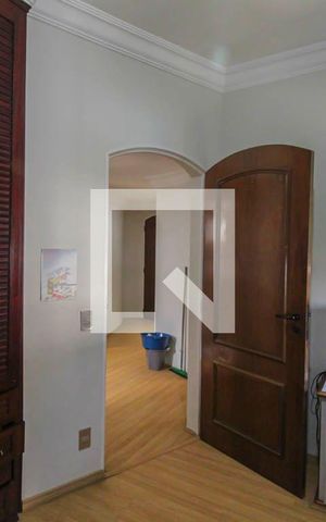 Apartamento à venda com 136m², 4 quartos e 2 vagas Apartamento à venda com 136m², 4 quartos e 2 vagasQuarto 1