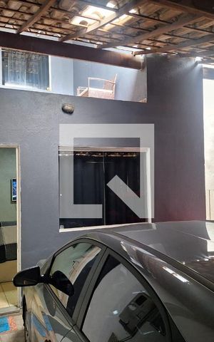 Casa à venda com 180m², 3 quartos e 2 vagas Casa à venda com 180m², 3 quartos e 2 vagasGaragem