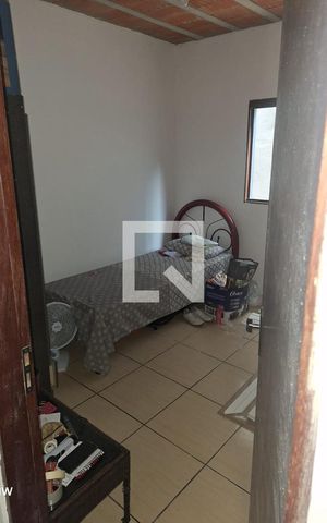 Casa à venda com 180m², 3 quartos e 2 vagas Casa à venda com 180m², 3 quartos e 2 vagasQuarto