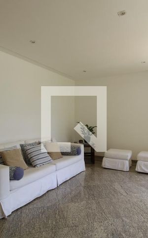 Apartamento para alugar com 190m², 3 quartos e 2 vagasHall Social