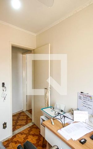 Casa à venda com 387m², 5 quartos e 4 vagas Casa à venda com 387m², 5 quartos e 4 vagasSuíte 01 da edícola