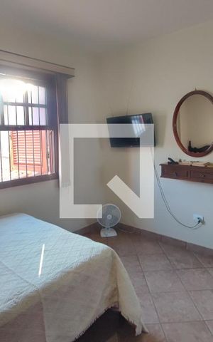 Casa à venda com 260m², 2 quartos e 4 vagas Casa à venda com 260m², 2 quartos e 4 vagasQuarto 2
