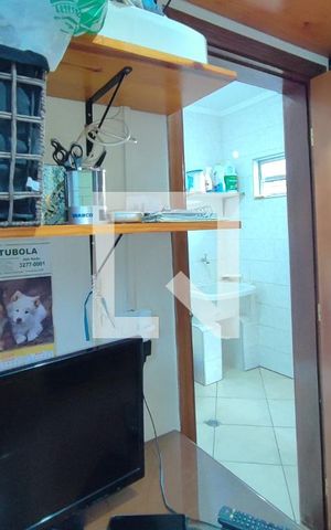 Casa à venda com 260m², 2 quartos e 4 vagas Casa à venda com 260m², 2 quartos e 4 vagasEscritório