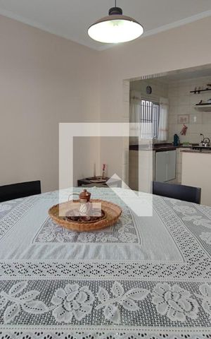 Casa à venda com 260m², 2 quartos e 4 vagas Casa à venda com 260m², 2 quartos e 4 vagasCopa