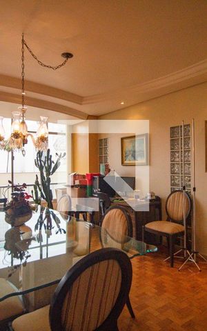 Apartamento à venda com 207m², 4 quartos e 2 vagasSala