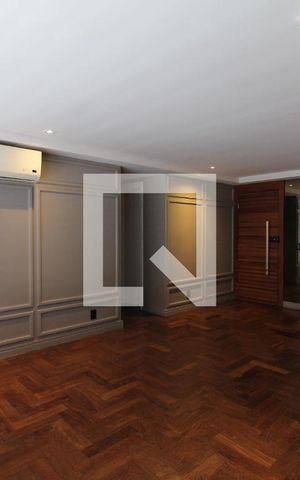 Apartamento à venda com 204m², 4 quartos e 4 vagasSala