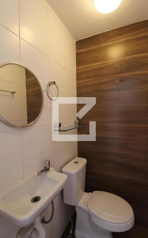 Apartamento à venda com 204m², 4 quartos e 4 vagasBanheiro De Serviço