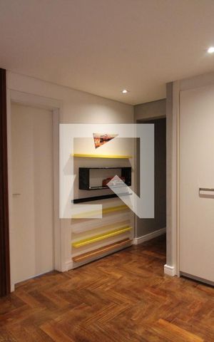 Apartamento à venda com 204m², 4 quartos e 4 vagasSuíte 2