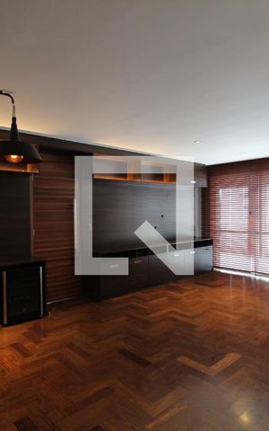 Apartamento à venda com 204m², 4 quartos e 4 vagasSala