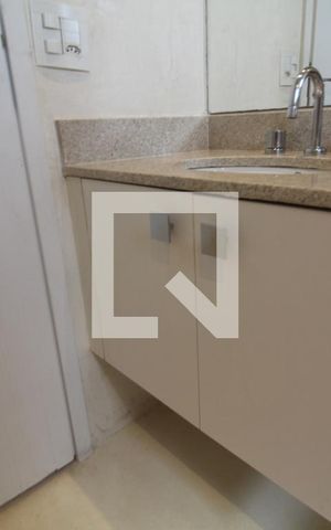 Apartamento à venda com 204m², 4 quartos e 4 vagasBanheiro Da Suíte 1