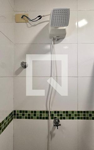 Casa à venda com 156m², 3 quartos e 3 vagas Casa à venda com 156m², 3 quartos e 3 vagasBanheiro