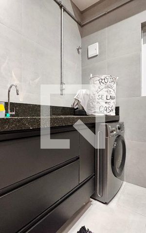 Casa à venda com 156m², 3 quartos e 3 vagas Casa à venda com 156m², 3 quartos e 3 vagasLavanderia/área gourmet