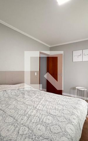 Casa à venda com 156m², 3 quartos e 3 vagas Casa à venda com 156m², 3 quartos e 3 vagasSuite