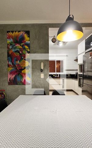 Casa à venda com 156m², 3 quartos e 3 vagas Casa à venda com 156m², 3 quartos e 3 vagasCopa