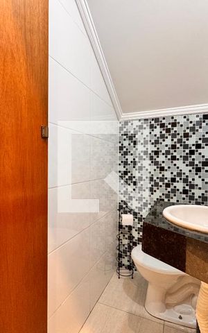 Casa à venda com 156m², 3 quartos e 3 vagas Casa à venda com 156m², 3 quartos e 3 vagasLavabo