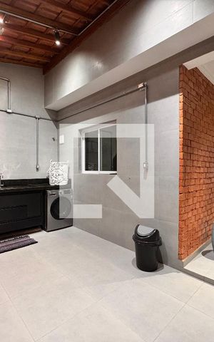 Casa à venda com 156m², 3 quartos e 3 vagas Casa à venda com 156m², 3 quartos e 3 vagasLavanderia/área gourmet