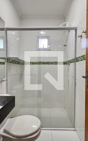 Casa à venda com 156m², 3 quartos e 3 vagas Casa à venda com 156m², 3 quartos e 3 vagasBanheiro