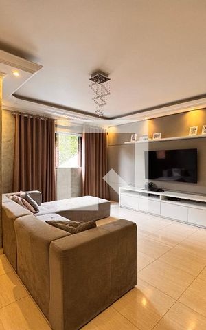 Casa à venda com 156m², 3 quartos e 3 vagas Casa à venda com 156m², 3 quartos e 3 vagasSala