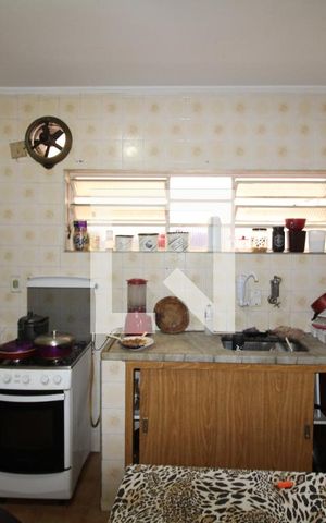 Casa à venda com 279m², 4 quartos e 2 vagasCasa 2 - Cozinha