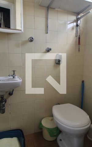 Apartamento à venda com 72m², 2 quartos e 1 vagaBanheiro de serviço