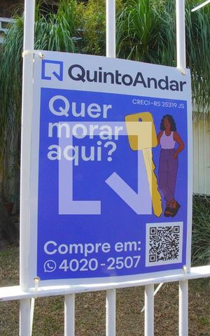 Casa à venda com 401m², 4 quartos e 5 vagasPlaquinha