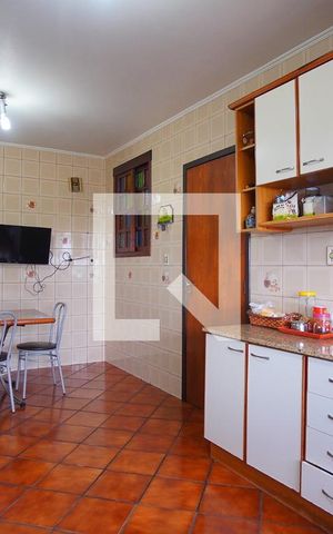 Casa à venda com 401m², 4 quartos e 5 vagasCozinha