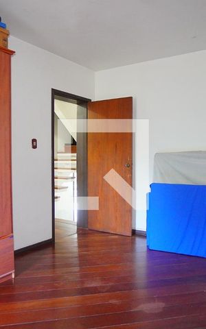 Casa à venda com 401m², 4 quartos e 5 vagasQuarto 4 - Terceiro Andar