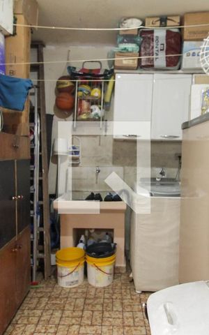 Casa à venda com 135m², 2 quartos e 1 vaga Casa à venda com 135m², 2 quartos e 1 vagaÁrea de Serviço