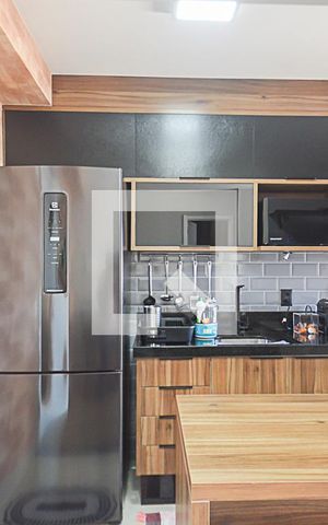 Apartamento à venda com 42m², 1 quarto e 1 vaga Apartamento à venda com 42m², 1 quarto e 1 vagaCozinha e Área de Serviço