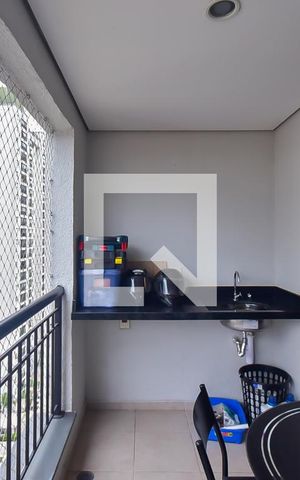 Apartamento à venda com 70m², 2 quartos e 1 vaga Apartamento à venda com 70m², 2 quartos e 1 vagaVaranda