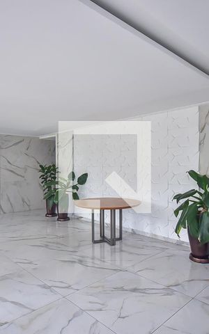 Apartamento à venda com 70m², 2 quartos e 1 vaga Apartamento à venda com 70m², 2 quartos e 1 vagaHall Social