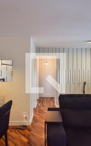 Apartamento à venda com 70m², 2 quartos e 1 vaga Apartamento à venda com 70m², 2 quartos e 1 vagaSala