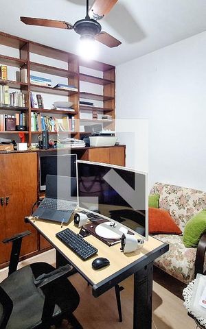 Casa à venda com 170m², 4 quartos e 1 vagaQuarto 4