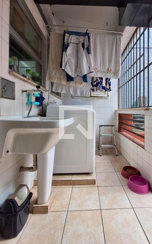Casa à venda com 170m², 4 quartos e 1 vagaÁrea de Serviço