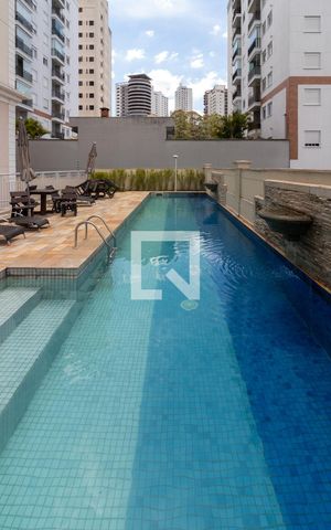 Apartamento à venda com 64m², 2 quartos e 1 vaga Apartamento à venda com 64m², 2 quartos e 1 vagaÁrea comum - Piscina