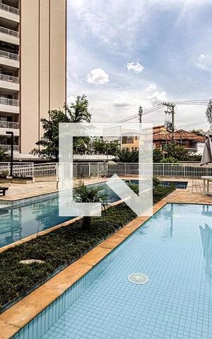 Apartamento à venda com 72m², 3 quartos e 1 vaga Apartamento à venda com 72m², 3 quartos e 1 vagaÁrea comum - Piscina