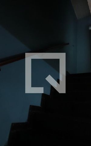 Casa à venda com 140m², 2 quartos e sem vagaEscada