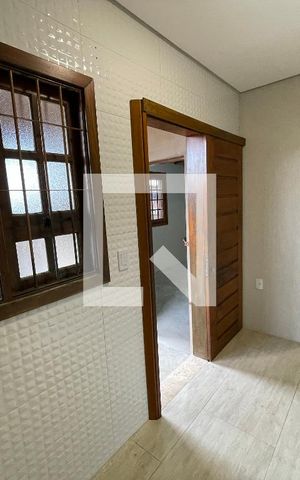 Casa à venda com 120m², 2 quartos e 2 vagas Casa à venda com 120m², 2 quartos e 2 vagasCozinha