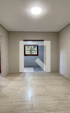 Casa à venda com 120m², 2 quartos e 2 vagas Casa à venda com 120m², 2 quartos e 2 vagasSala
