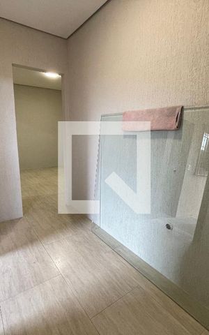 Casa à venda com 120m², 2 quartos e 2 vagas Casa à venda com 120m², 2 quartos e 2 vagasCozinha